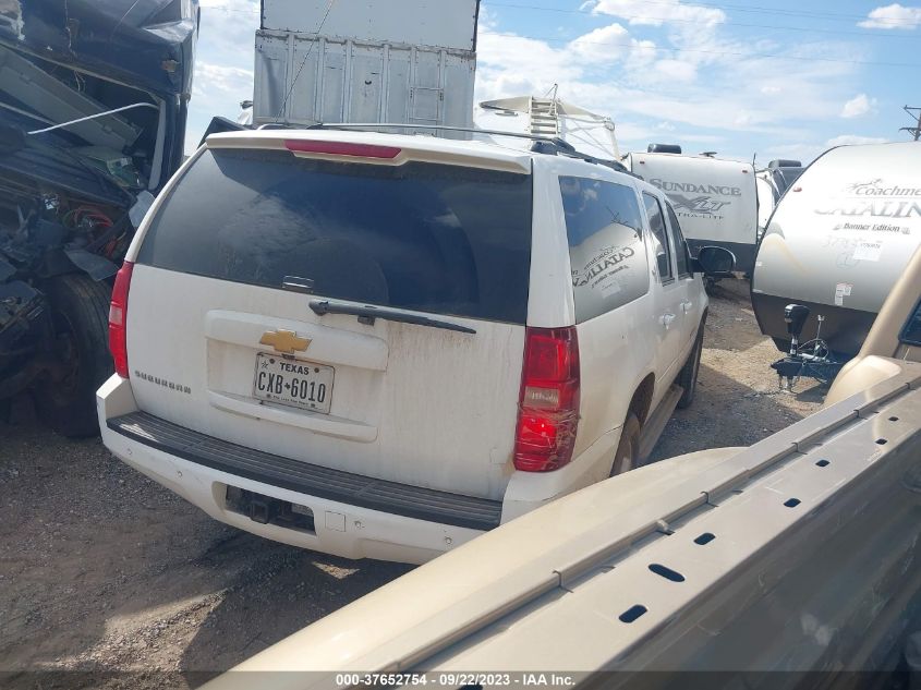 2014 CHEVROLET SUBURBAN LT - 1GNSCJE05ER175515