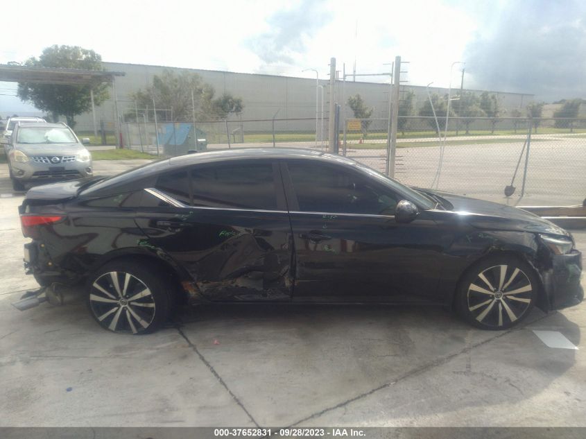 1N4BL4CV7MN343739 Nissan Altima 2.5 SR 14