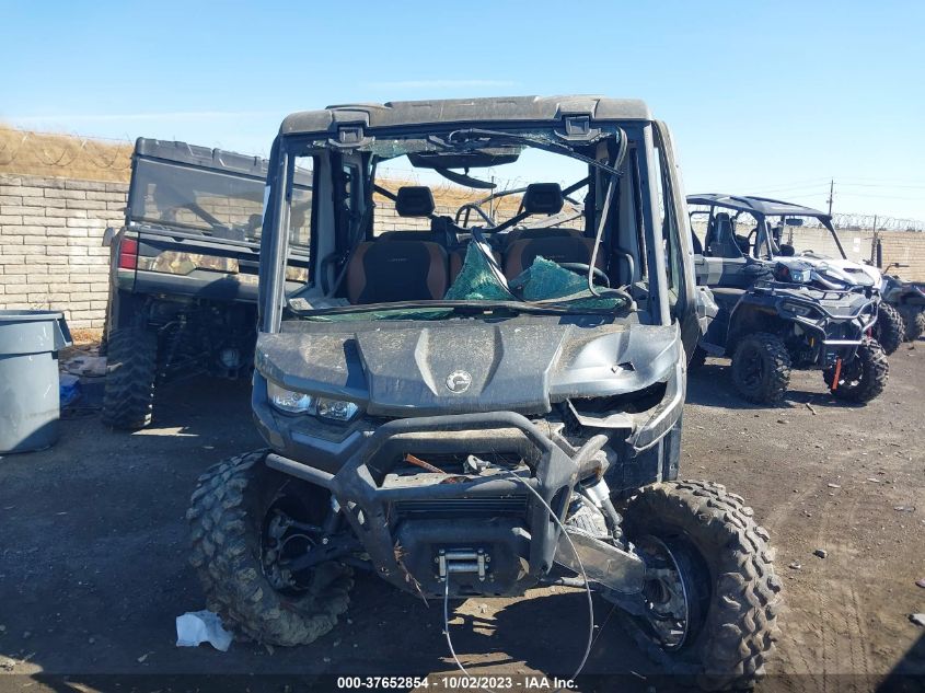 2022 CAN-AM DEFENDER MAX LIMITED CAB HD10 - 3JBUUAX22NK000104