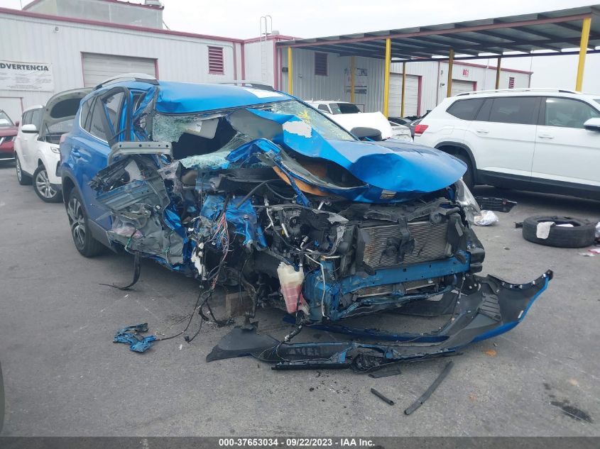 2018 TOYOTA RAV4 LE - JTMZFREV4JJ211731