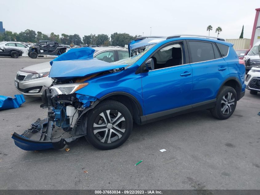 2018 TOYOTA RAV4 LE - JTMZFREV4JJ211731