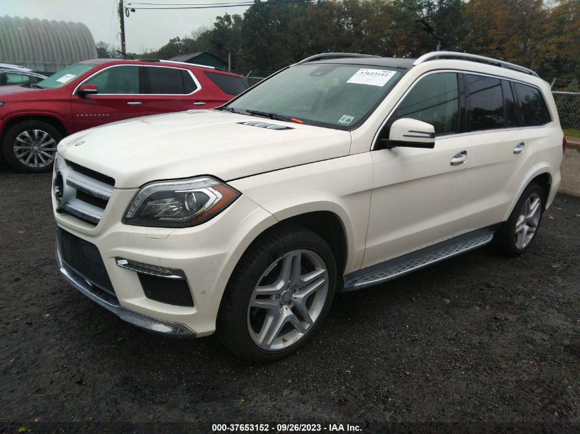 2015 MERCEDES-BENZ GL-CLASS GL 550 4JGDF7DE7FA440889