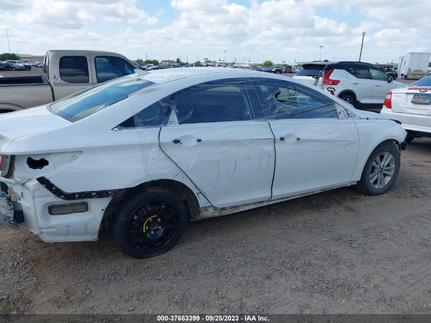 2014 HYUNDAI SONATA GLS - 5NPEB4AC2EH823846