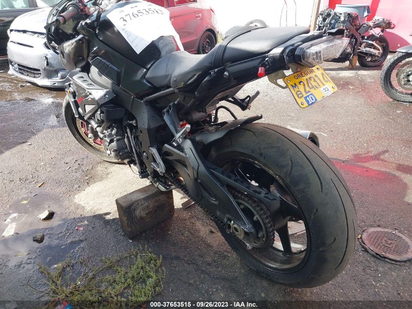 2017 YAMAHA FZ10 JYARN48E9HA000015