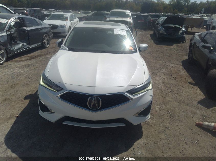 19UDE2F74KA014260 Acura ILX PREMIUM/TECHNOLOGY 12