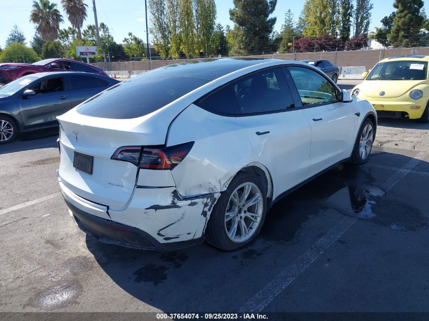 5YJYGDEE0MF276163 Tesla Model Y LONG RANGE 4