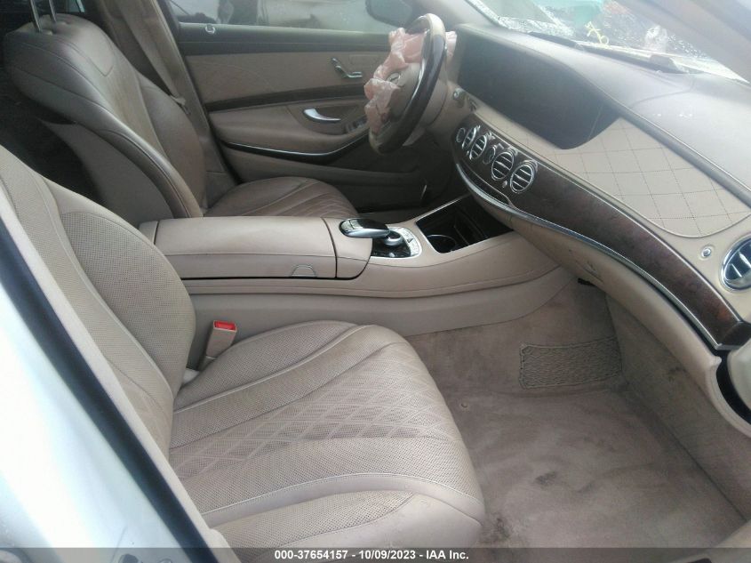 2018 MERCEDES-BENZ S 560 4MATIC WDDUG8GB9JA345628