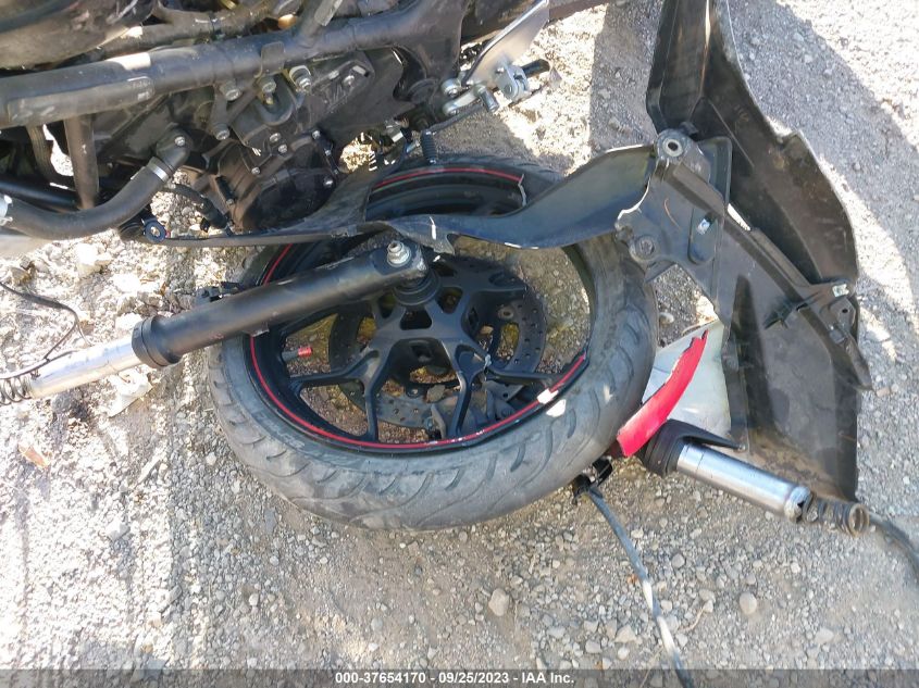 2015 YAMAHA YZFR3 MH3RH06Y2FK003221