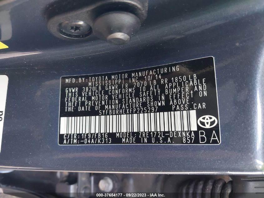 2015 TOYOTA COROLLA LE - 5YFBURHEXFP225297