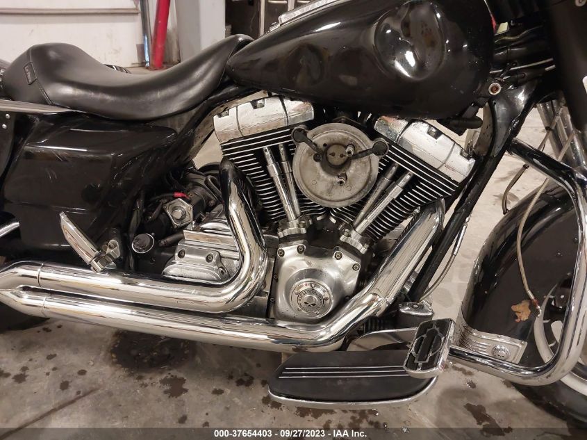 2006 HARLEY-DAVIDSON FLHTCI 1HD1FFW126Y617138