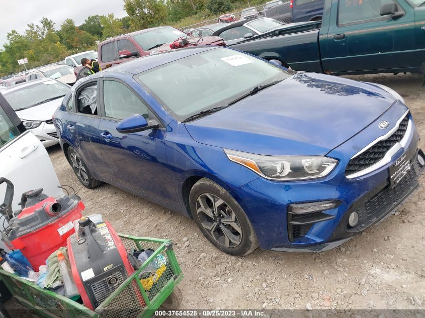 3KPF24AD2KE117747 Kia Forte LXS