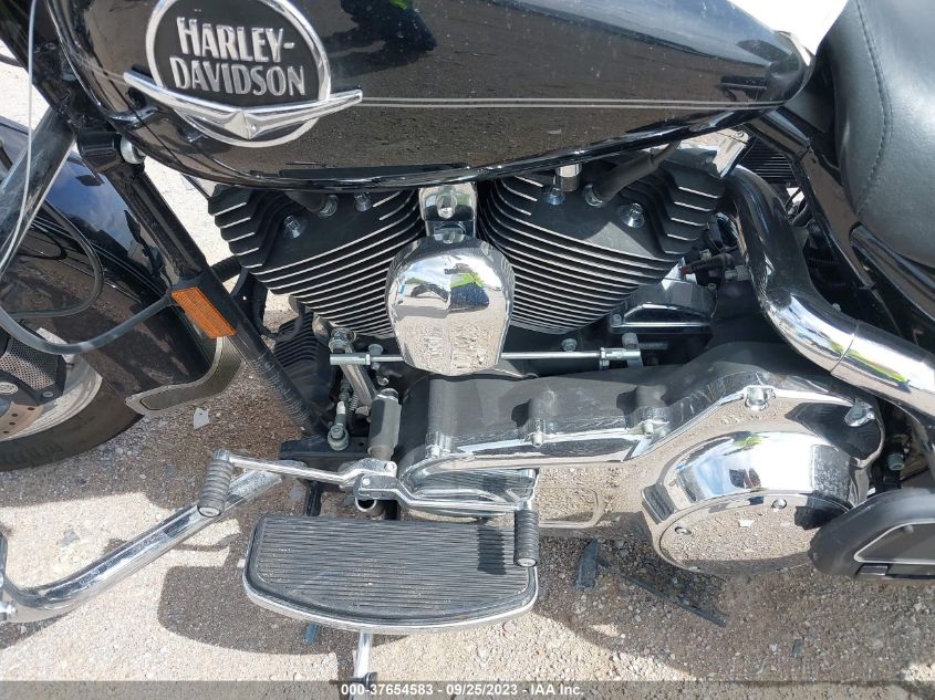 2008 HARLEY-DAVIDSON FLHRC 1HD1FR4108Y631921