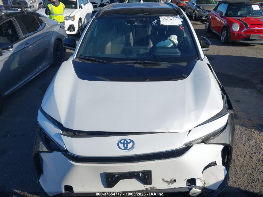 2023 TOYOTA BZ4X XLE JTMAAAAA2PA007597