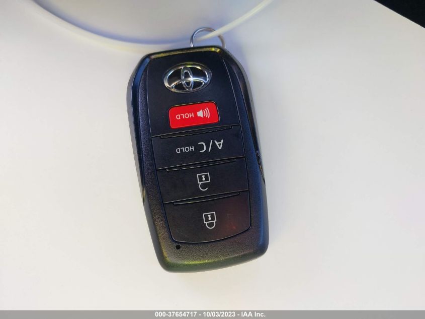 2023 TOYOTA BZ4X XLE JTMAAAAA2PA007597
