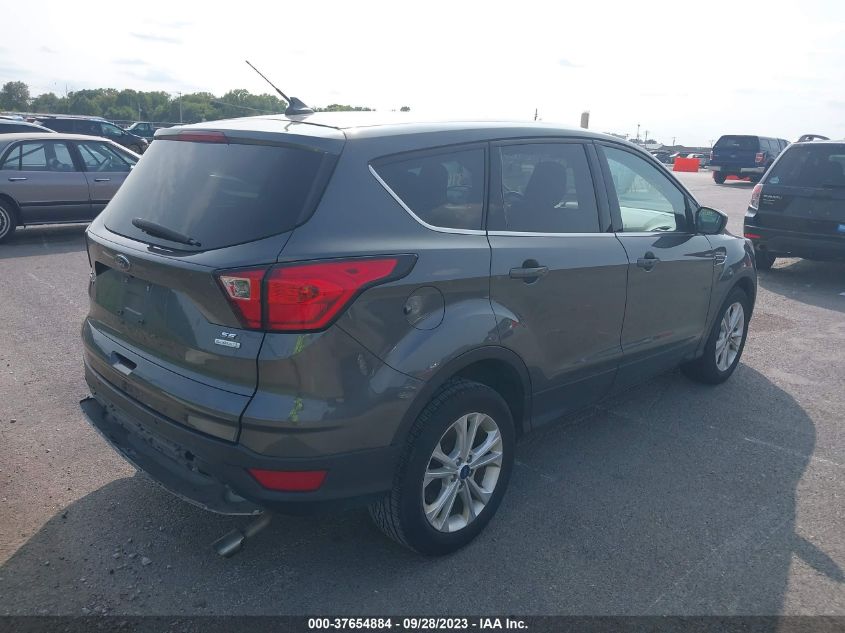 1FMCU0GD7KUB11694 2019 FORD ESCAPE, photo no. 4