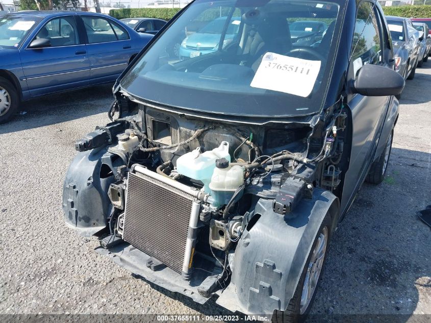 2014 SMART FORTWO PURE/PASSION - WMEEJ3BA5EK743650