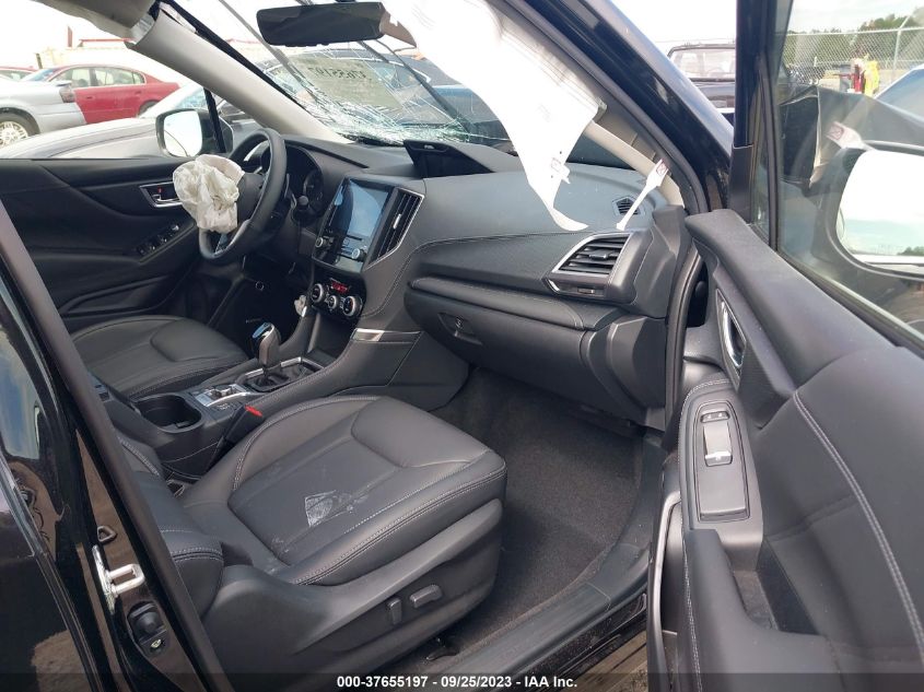 2022 SUBARU FORESTER TOURING - JF2SKARCXNH528466