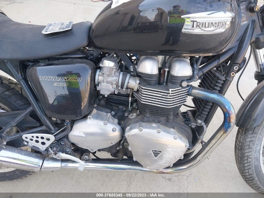 2013 TRIUMPH MOTORCYCLE THRUXTON SMT920K11DT598564
