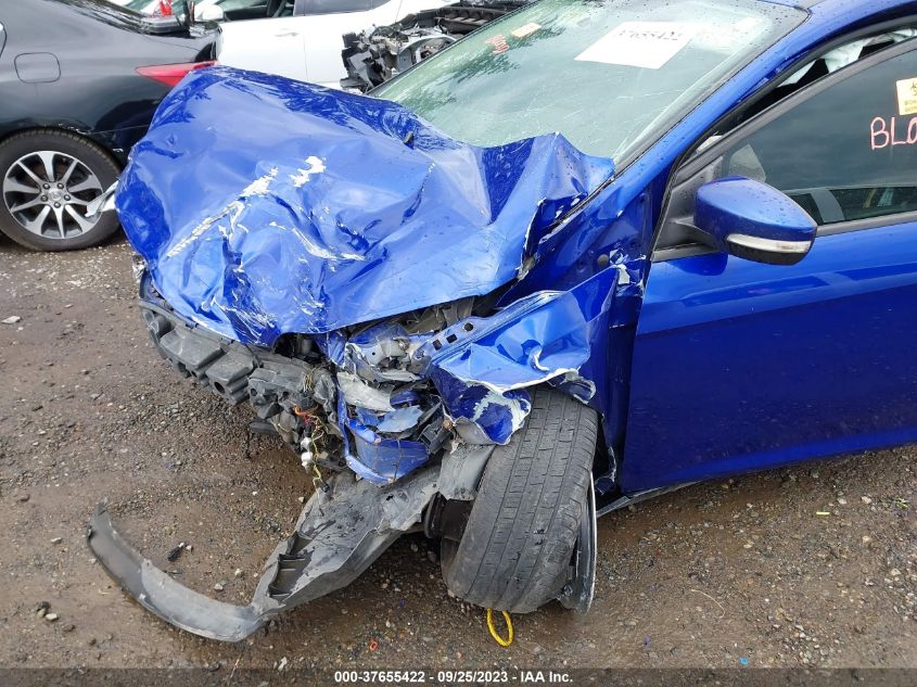 2014 FORD FOCUS SE - 1FADP3K22EL423090