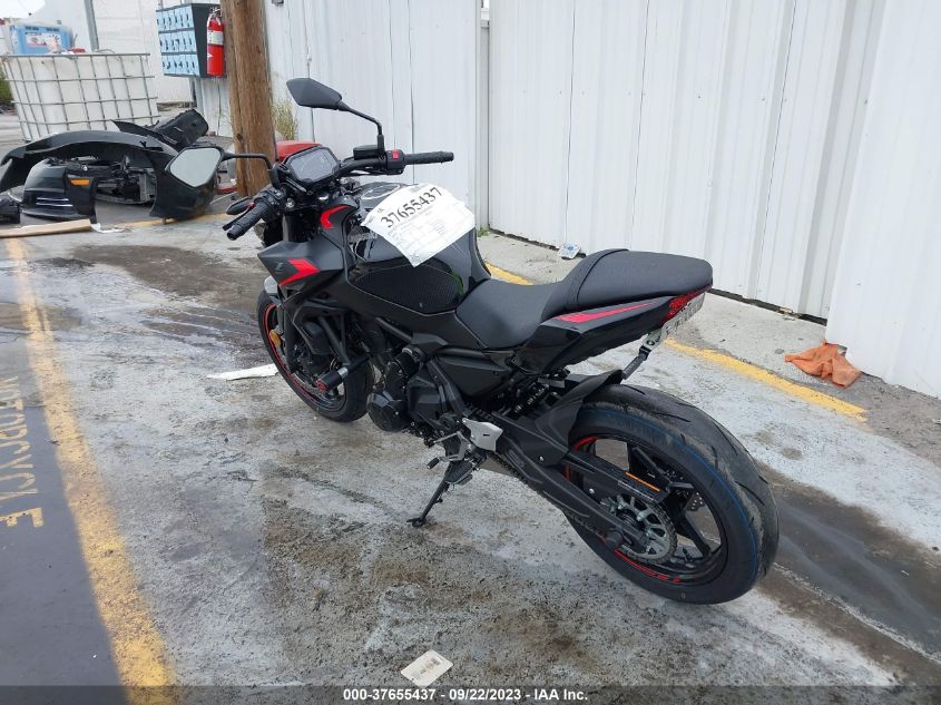 VIN ML5EREP11PDA80139 2023 KAWASAKI ER650 P