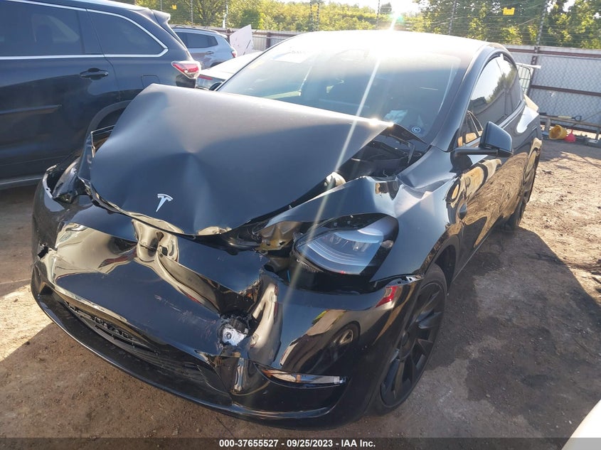VIN 7SAYGDEE8PF796327 2023 TESLA MODEL Y LONG RANGE