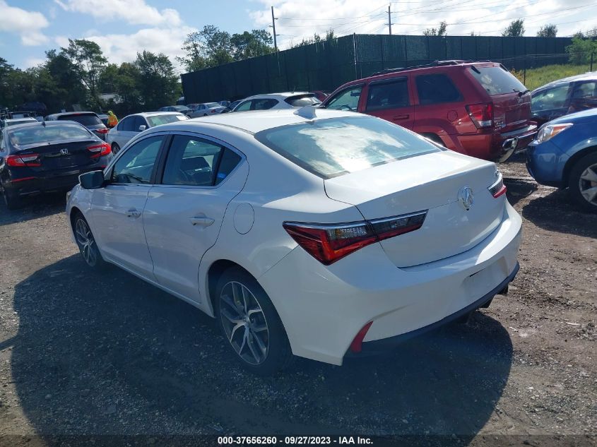 19UDE2F76MA000850 Acura ILX PACKAGE 3