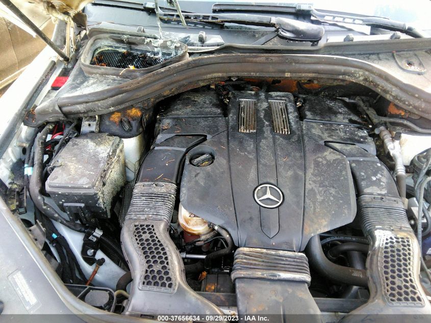 2015 MERCEDES-BENZ ML 400 - 4JGDA5GB0FA496581