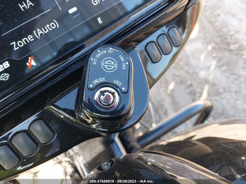 2019 HARLEY-DAVIDSON FLHXS - 5HD1KRPA6KB628760