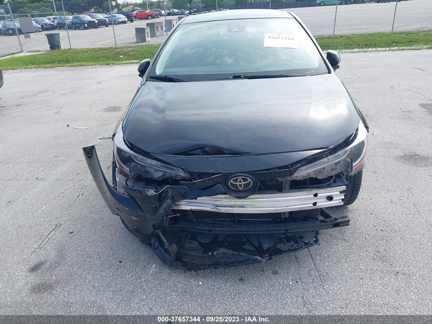 VIN JTDEPRAEXLJ111802 2020 TOYOTA COROLLA LE