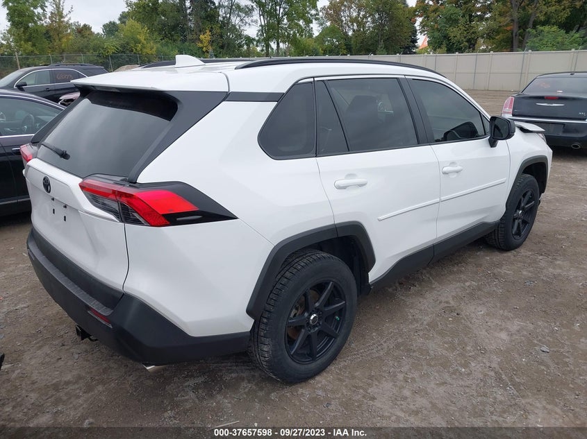 VIN 2T3F1RFV2MW144004 2021 TOYOTA RAV4 LE