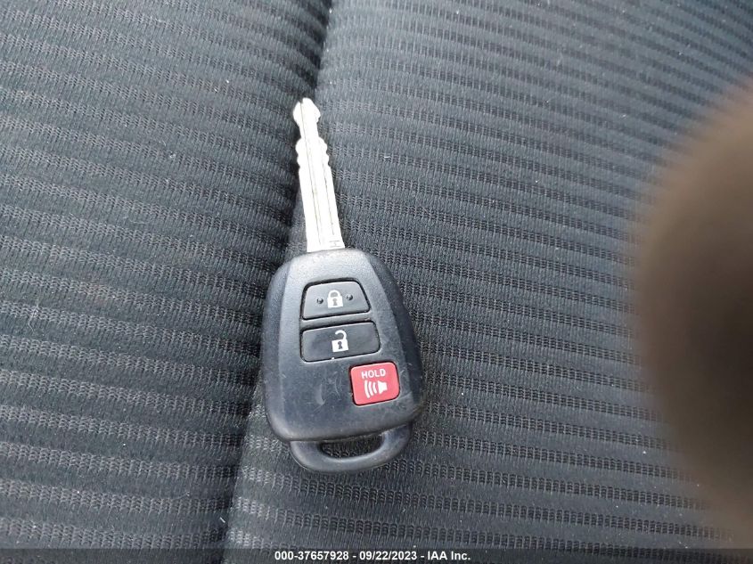 2017 TOYOTA RAV4 LE - JTMBFREV5HJ713014