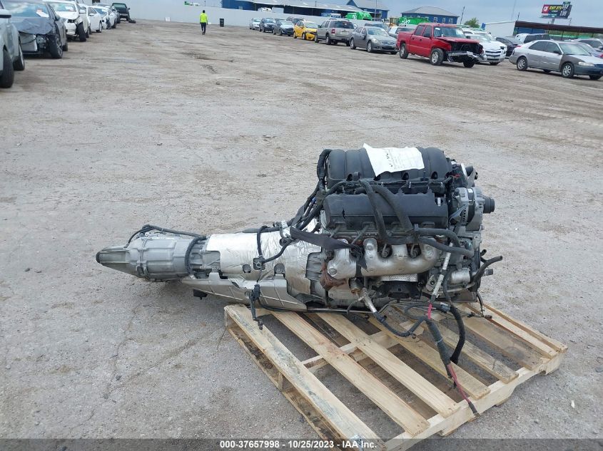 2019 CADILLAC ESCALADE PREMIUM LUXURY - 1GYS4CKJ5KR210350