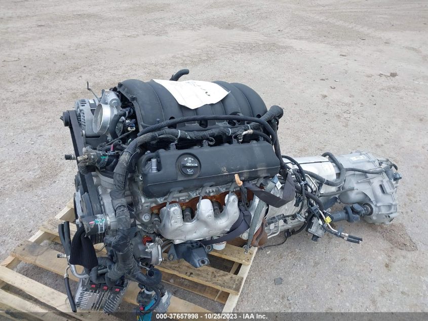 2019 CADILLAC ESCALADE PREMIUM LUXURY - 1GYS4CKJ5KR210350