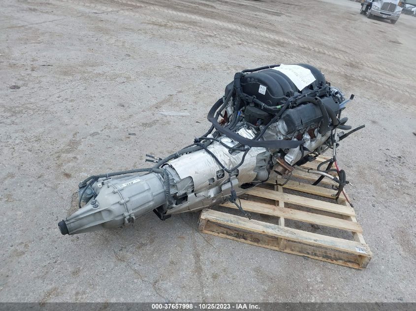 2019 CADILLAC ESCALADE PREMIUM LUXURY - 1GYS4CKJ5KR210350