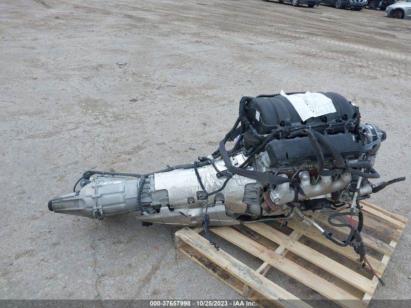 2019 CADILLAC ESCALADE PREMIUM LUXURY - 1GYS4CKJ5KR210350