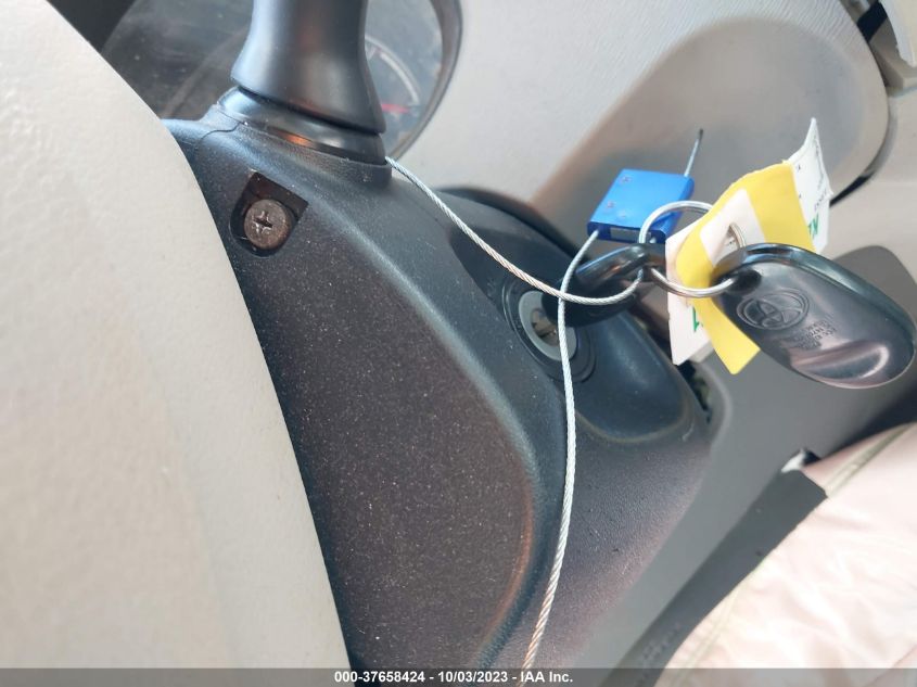 2013 TOYOTA SIENNA LE - 5TDKK3DC1DS310430