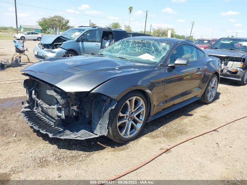 1FA6P8TH2J5184261 2018 FORD MUSTANG, photo no. 2