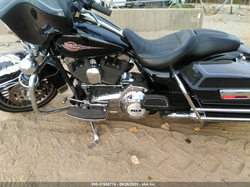 2013 HARLEY-DAVIDSON FLHTC ELECTRA GLIDE CLASSIC 1HD1FFM16DB656396