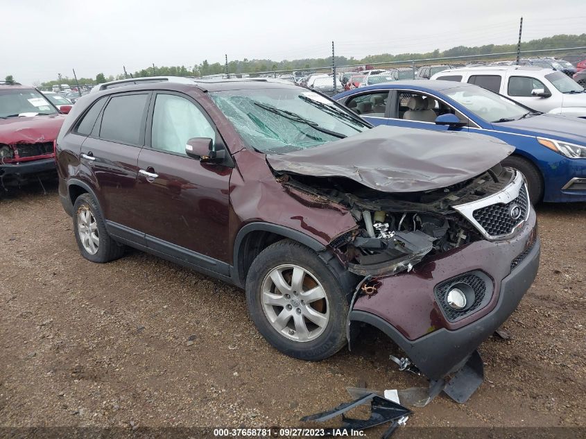 2013 KIA SORENTO LX - 5XYKT3A69DG327033