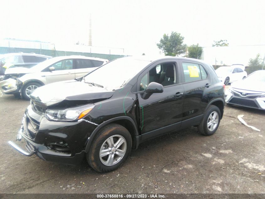 KL7CJNSB5LB060299 Chevrolet Trax LS 2