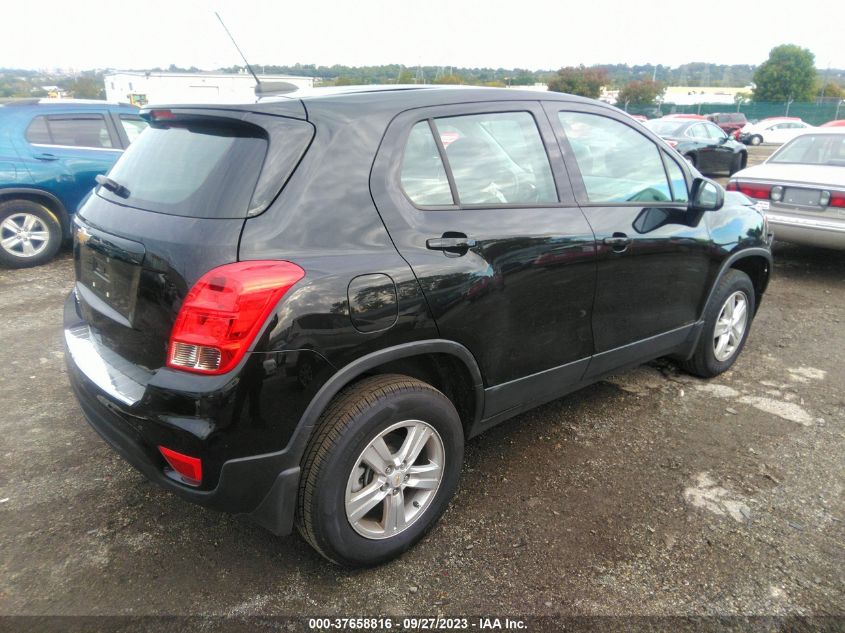 KL7CJNSB5LB060299 Chevrolet Trax LS 4