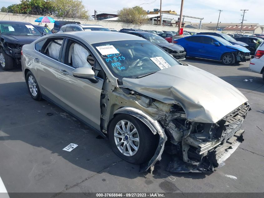 2016 FORD FUSION S - 3FA6P0G76GR187527