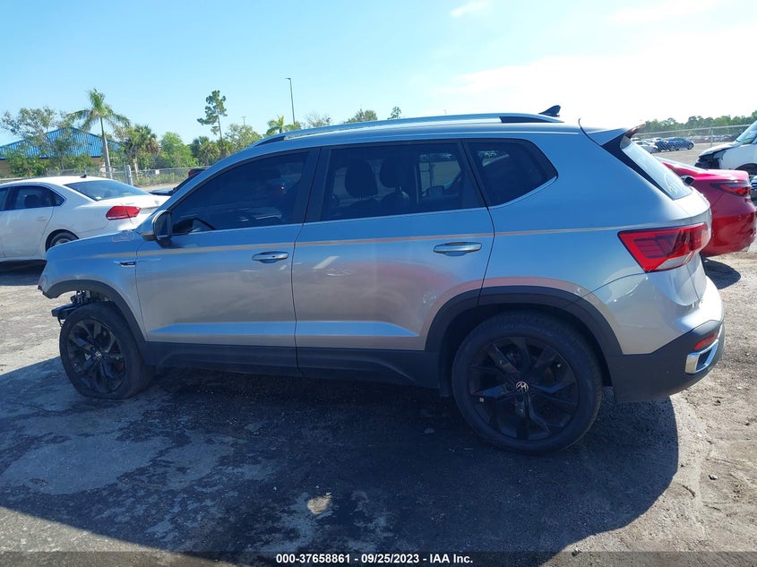 VIN 3VVRX7B22NM062631 2022 VOLKSWAGEN TAOS SE