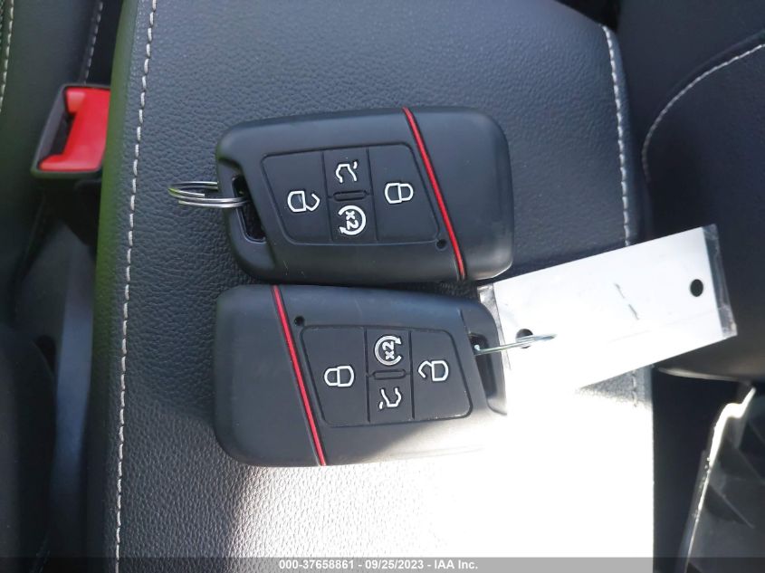VIN 3VVRX7B22NM062631 2022 VOLKSWAGEN TAOS SE