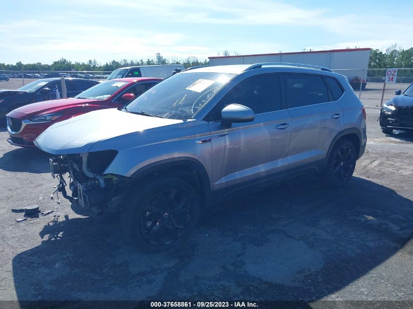 VIN 3VVRX7B22NM062631 2022 VOLKSWAGEN TAOS SE