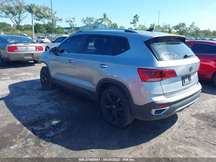 VIN 3VVRX7B22NM062631 2022 VOLKSWAGEN TAOS SE