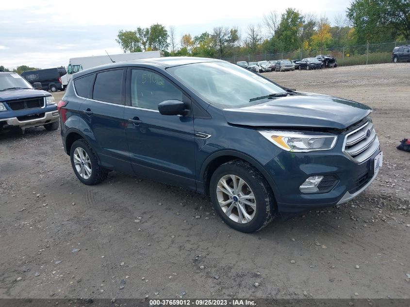 2019 FORD ESCAPE SE - 1FMCU9GD5KUB22374