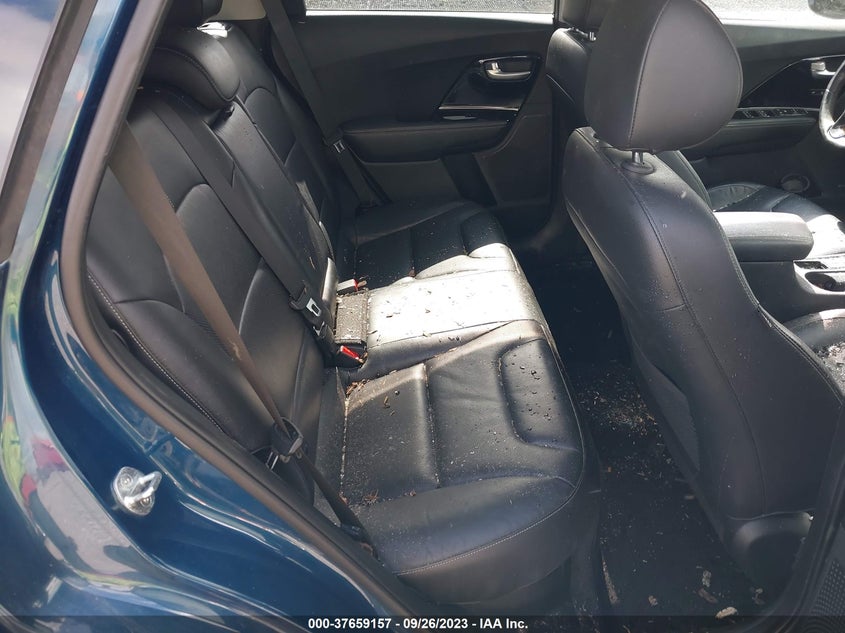VIN KNDCE3LC8H5069734 2017 KIA NIRO TOURING