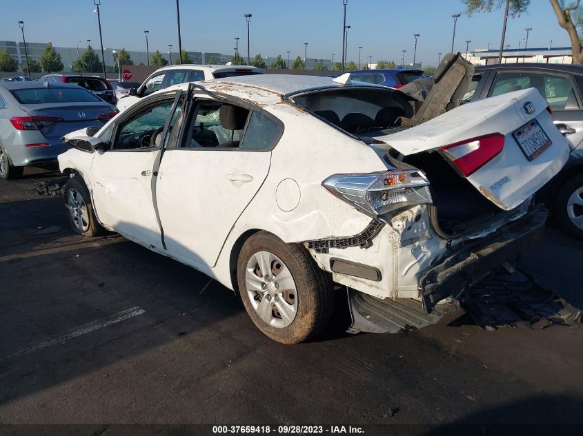 2016 KIA FORTE LX - KNAFK4A62G5611916