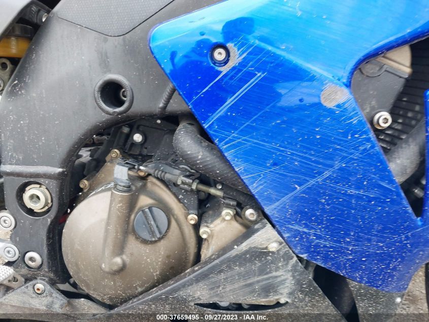 2004 KAWASAKI NINJA ZX 10R JKAZXCC1X4A013700